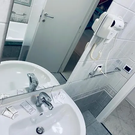 Bed & Breakfast Adc 3*